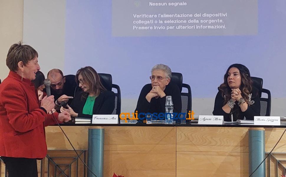 agnese moro a rende 01 1