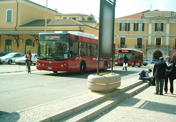 Nuovo servizio bus a Cosenza, al via le corse della 'navetta Castello' 68 amaco cosenza 576x400 1