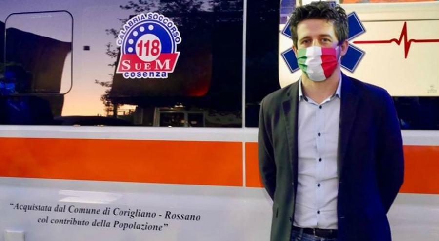 Consegnata nuova ambulanza all'ospedale di Rossano, a contribuire anche Gattuso 51 ambulanza rossano flavio stasi
