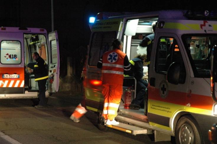 Incidente sulla statale 106 in provincia di Cosenza, diciottenne in coma 51 incidente autostrada
