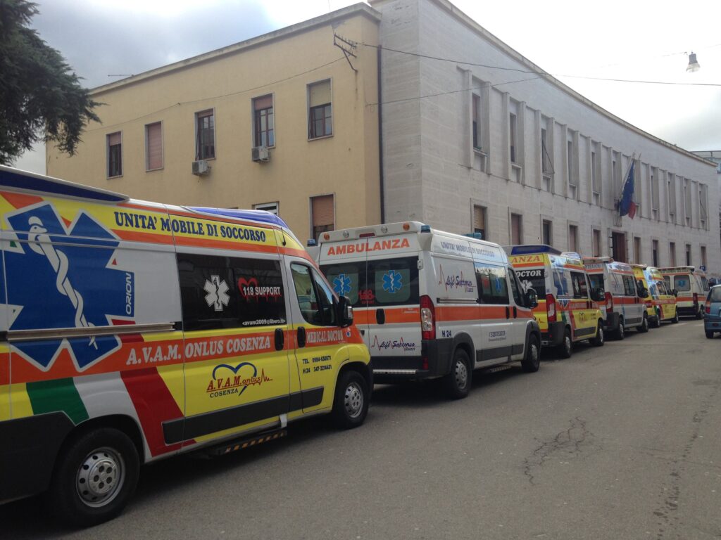 ambulanze cosenza 18
