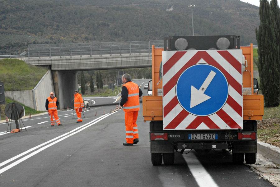 A2 "Mediterraneo" limitazioni al transito da lunedì 17 settembre per manutenzione 56 anas lavori strada