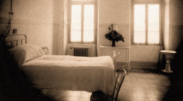 anziana cade letto ospedale tuttacronaca