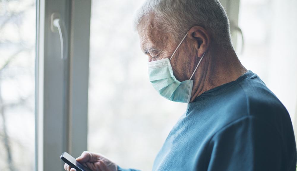 Cosenza: prenotazione telefonica vaccini, funziona ma è caos sulla gestione 51 anziano telefono covid
