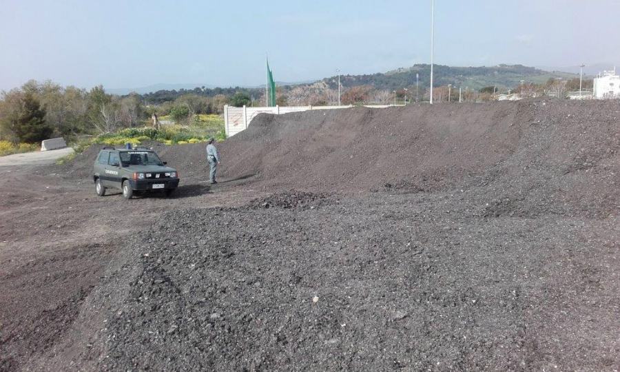 Roseto Capo Spulico, sequestrati 4000 metri cubi di rifiuti speciali 53 area sequestro 2
