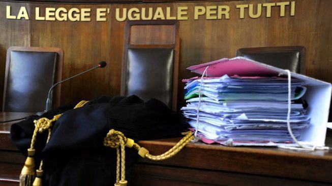 aula di giustizia jpg 653x367 1