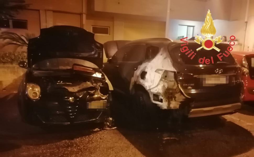 auto incendiate catanzaro