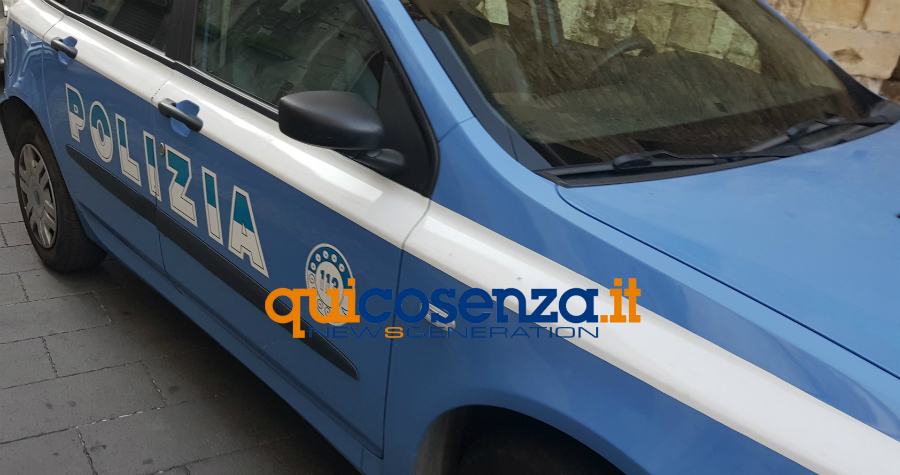 auto polizia cosenza 01 2