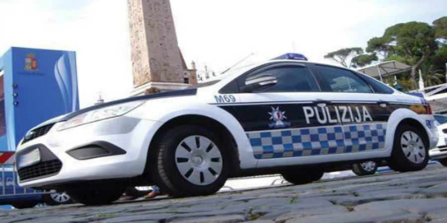 auto polizia maltese