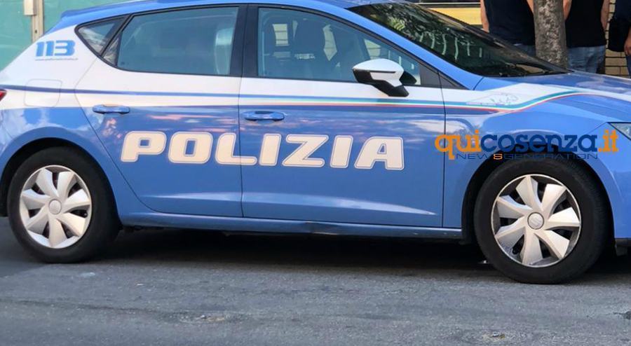 auto polizia volante cosenza 3
