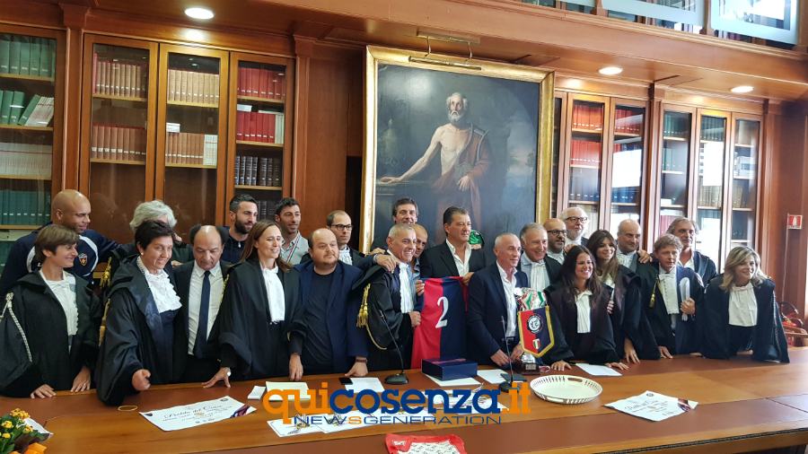 avvocati cosenza calcio 06 copertina