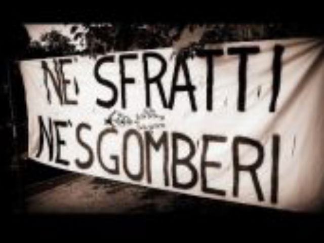 Martedì picchetto antisfratto del "Comitato prendocasa" 51 b1eefcf0678c4d0c3dbe290fb1f7fde3