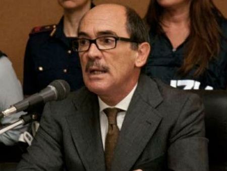 b2fee3da279647c4c6488fff1d6cff5d