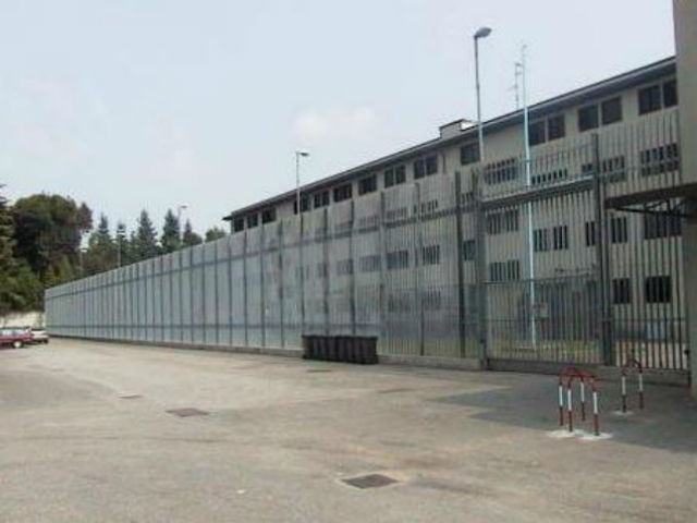 b45ee44cb3181d1af1cd7c9bd2a7bf23