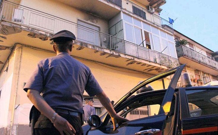 Quarantatreenne si suicida lanciandosi dal balcone, lutto sul Tirreno cosentino 206 balcone u