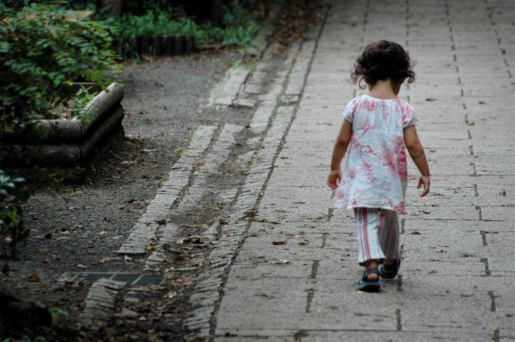 Al collasso le case d'accoglienza per minori a rischio, la Regione deve alle strutture 18 milioni di euro (AUDIO INTERVISTA) 68 bambino piccolo solo