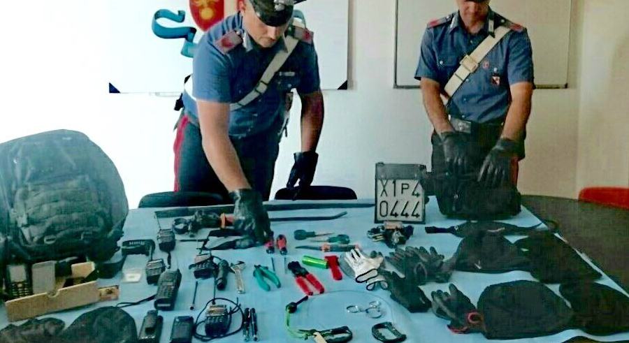 Corigliano, sgominata una banda di ladri. Stavano per compiere un colpo in banca 51 banda ladri corigliano