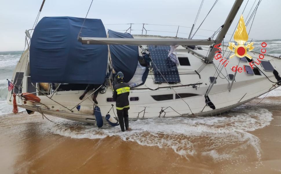 barca vela migranti capocolonna