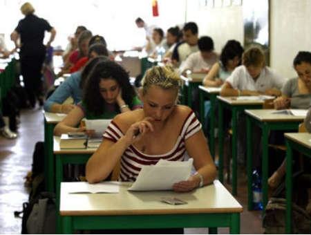 Esami di Stato a Cosenza, la prova di matematica? “Ni simu arripezzati” 74 bda070265a4920a0605b2c7ce7ebb0ab