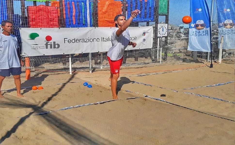 Bocce, il beach tour itinerante fa tappa anche in Calabria. Aperte le iscrizioni 51 beach bocce 2020 lancio 1