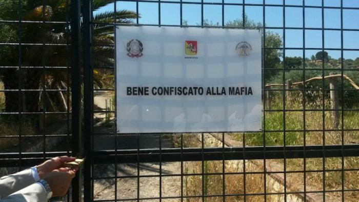 beni confiscati alla mafia stato 1