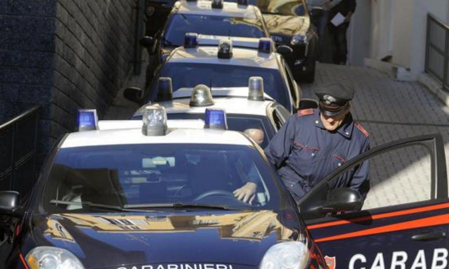 blitz carabinieri 5
