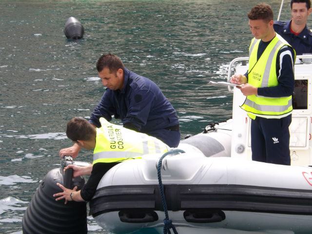 Sequestrate boe posizionate illecitamente nelle aree destinate ai bagnanti 194 boe abusive