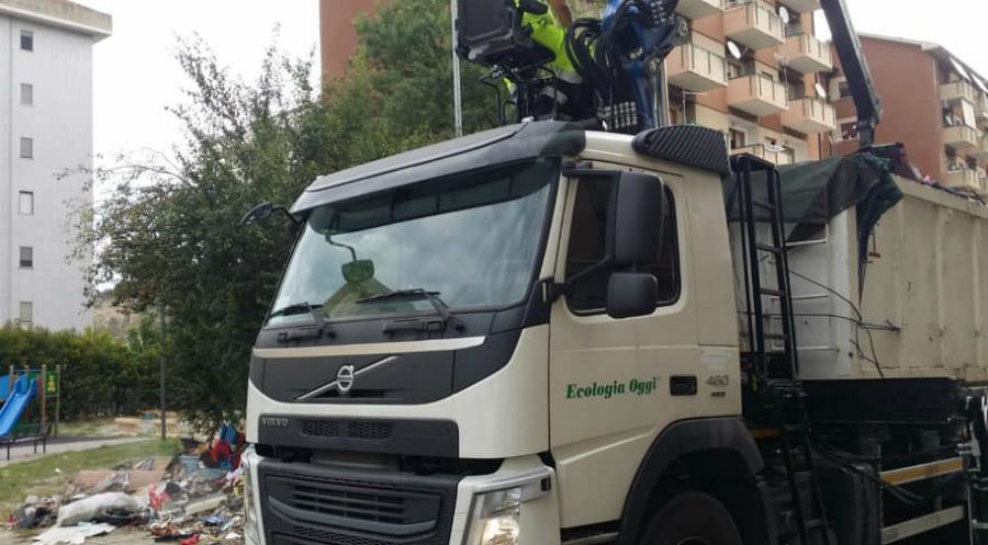 Cosenza, ripulita l'area di Vaglio Lise. Appello ai cittadini: "non abbandonate rifiuti" 57 bonifica rifiuti Vaglio lise cosenza 02