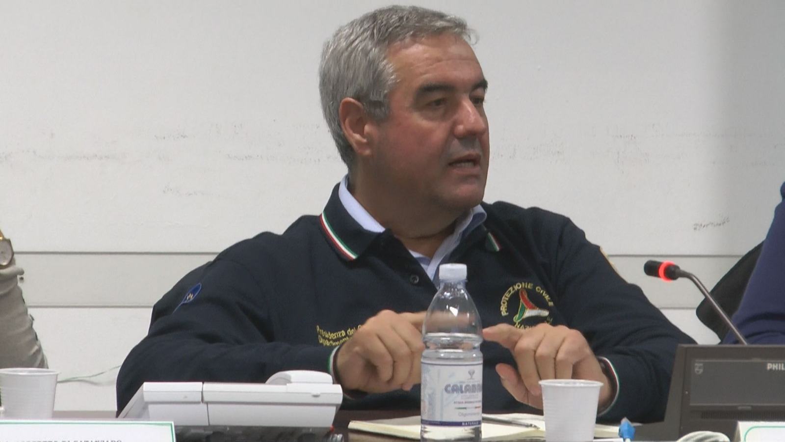 Salvini 'prega' per la Calabria, il capo della Protezione Civile rassicura: "Tutto sotto controllo" 57 borrelli calabria protezione civile 3