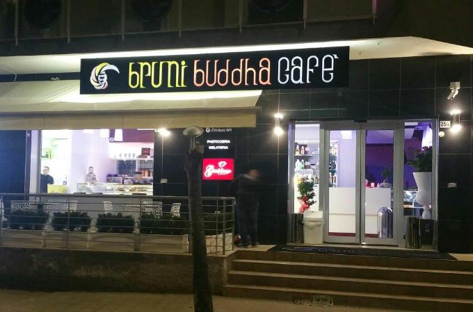bruni buddha cafe