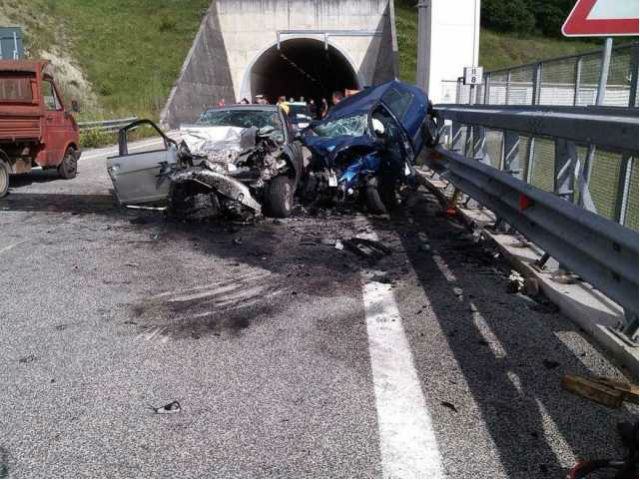 c25d4e3cc8098883b197b824eba5f017