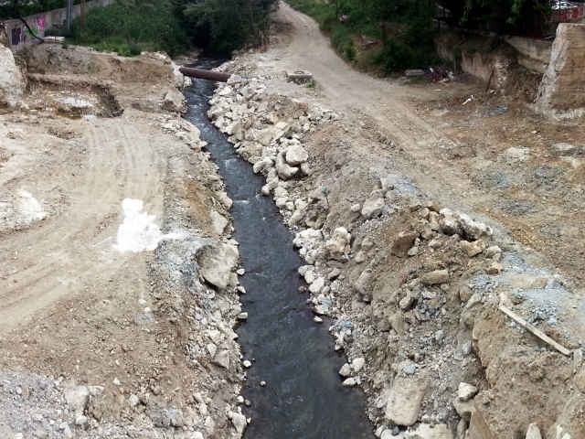 c3c1a24aae27fa4d5a68832aa1c30c52