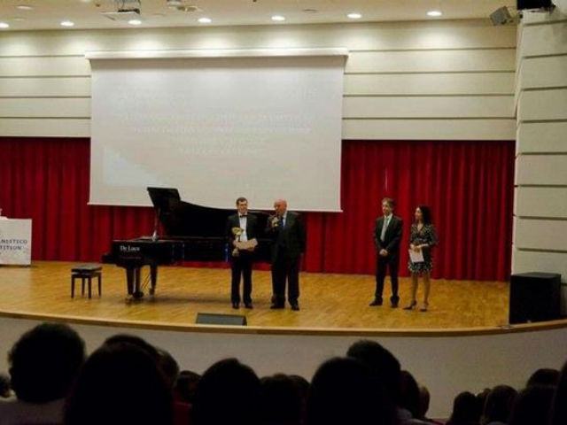 c68ff98965c2d53126cddaed10d71256