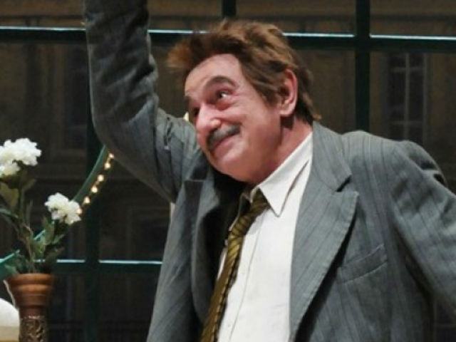 In scena al Teatro Rendano ''Sogno d'una notte di mezza sbornia'', di Eduardo De Filippo 51 c7a0f6019272b4767a6f547537f7800b