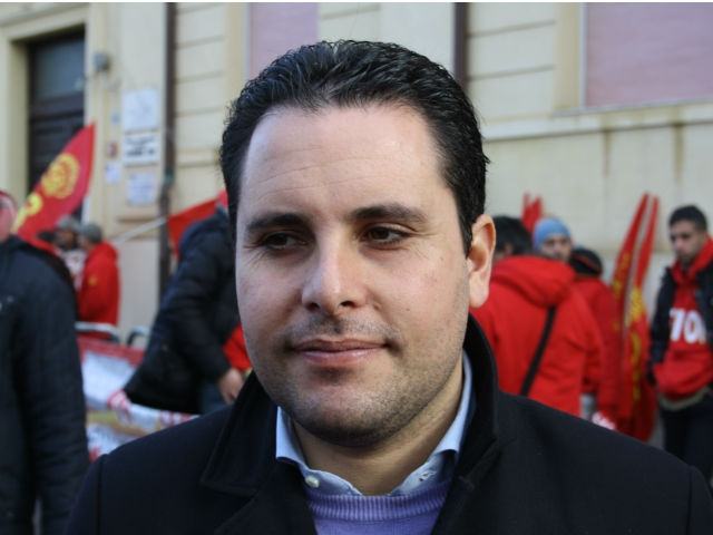 ca8a7cc0f812222a19ac0e1cc1d7ec23