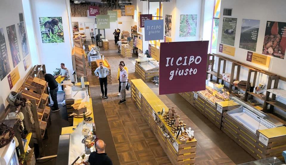 campagna amica mercato coperto Cosenza2