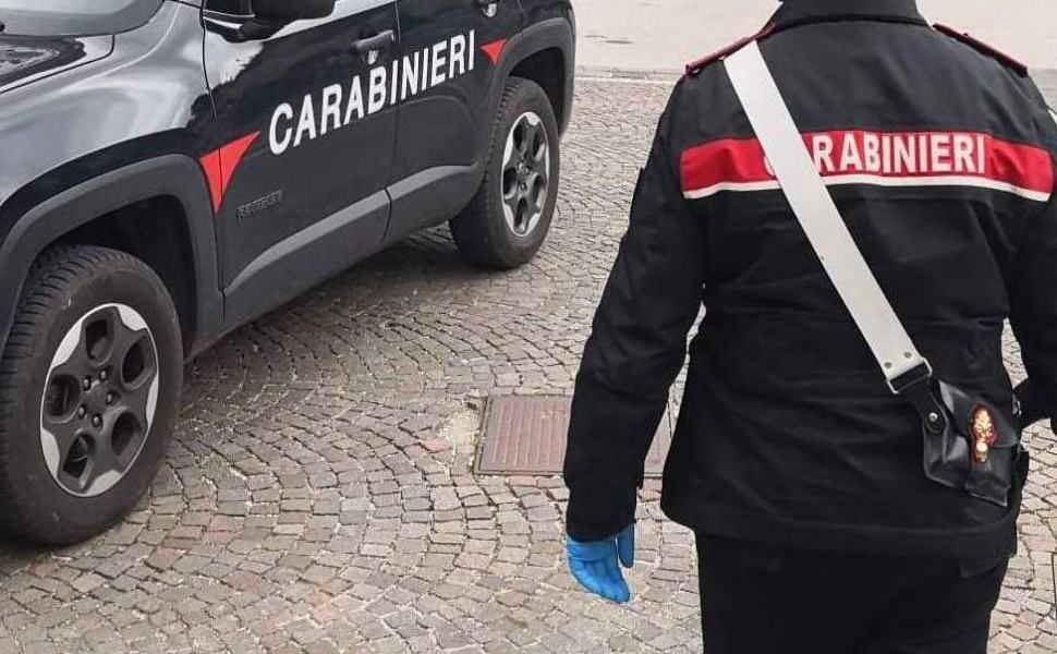 Malata oncologica chiama disperata i carabinieri che le portano farmaco salvavita 51 carabinieri 3 8