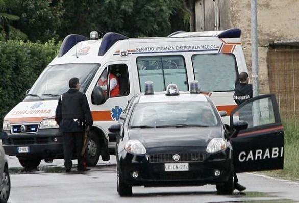 Scontro in galleria tra due auto, due i feriti 51 carabinieri ambulanza 5