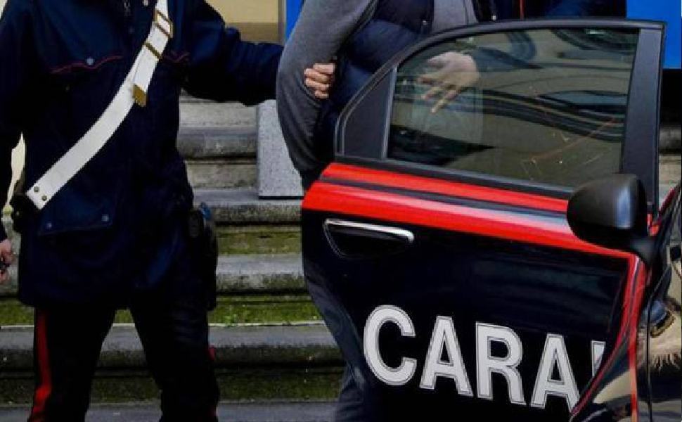 carabinieri catturano uomo 6