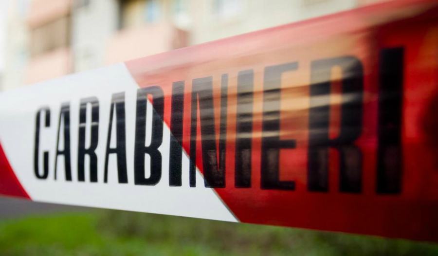 carabinieri luogo omicidio cadavere nastro 3