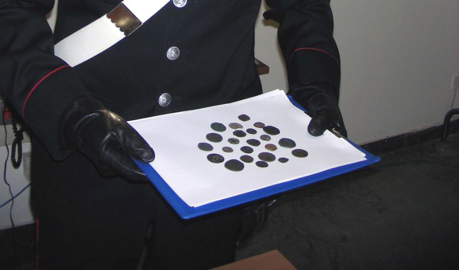 carabinieri monreale monete antiche 1