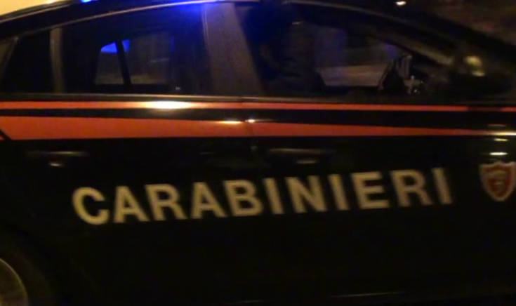 Spari contro l'auto del comandante della Municipale, tra gli indagati per le "nozze in elicottero" 51 carabinieri notte 01