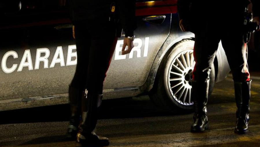 carabinieri notte 40