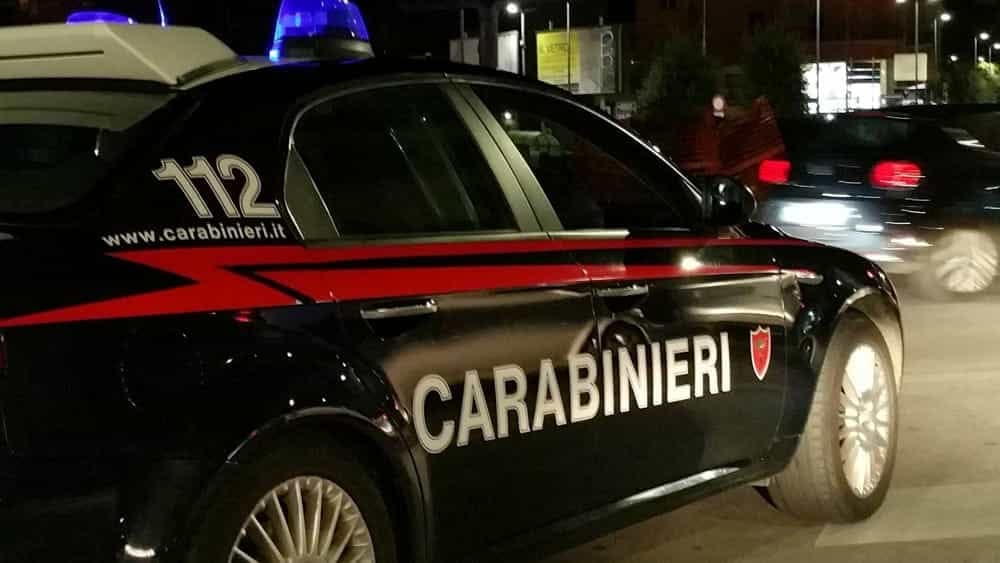 Beccato mentre tenta di rubare mobili in un magazzino 51 carabinieri notte 5 2