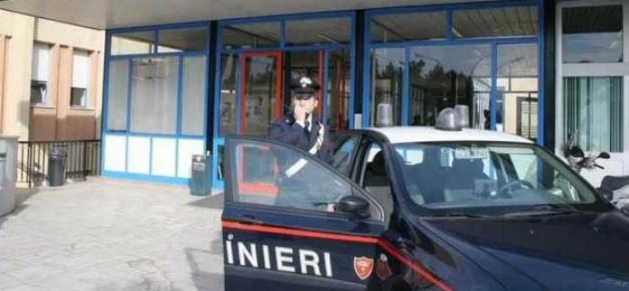 Ruba le offerte dalla cappella dell'ospedale, denunciato 43enne 51 carabinieri ospedale locri