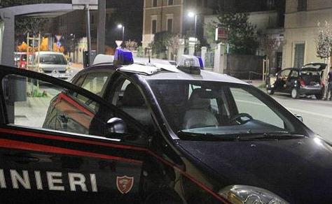 carabinieri reggio emilia frustato