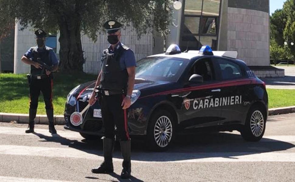 Ferito a colpi di pistola in un bar di Luzzi. Arrestato 30enne cosentino 51 carabinieri rende controlli