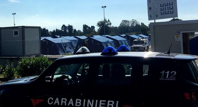Migranti pestati dal branco per odio razziale, un arresto. Coinvolti anche tre minori 51 carabinieri rosarno migranti