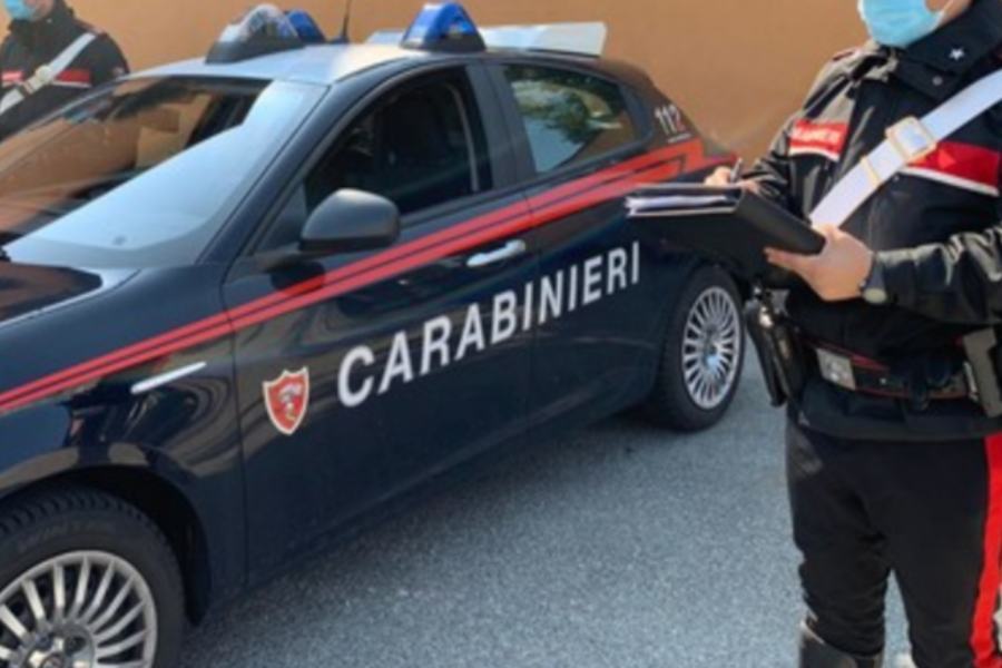 Corigliano Rossano: poliziotti assembrati in un bar, multati dai carabinieri 71 carabinieri sanzioni
