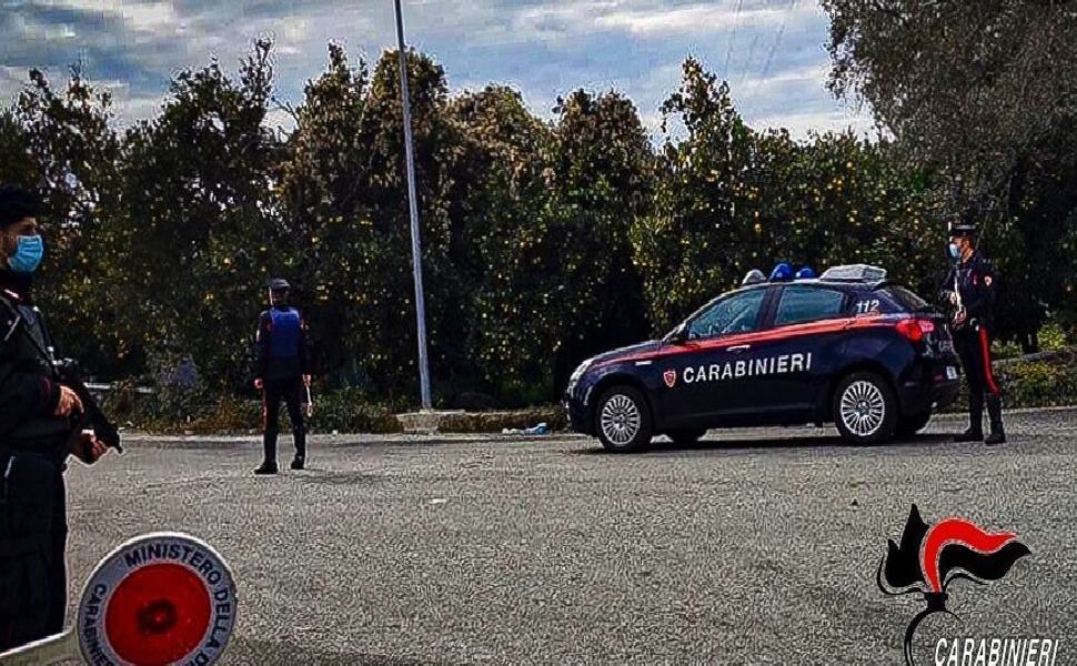 Ruba un auto e sfugge ai carabinieri a Matera, beccato in Calabria 51 carabinieri taurianova 6